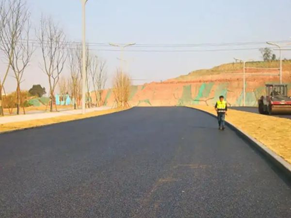 宣城沥青路面施工真有那么难搞？干了20年的老师傅掏心窝子说几句